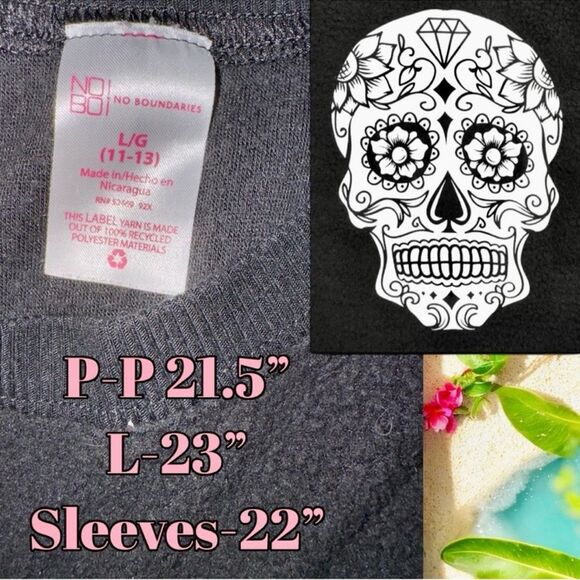 No Boundaries Top Black/White Sugar Skull Cozy Sweatshirt Junior’s L 11-13 - Picture 11 of 16